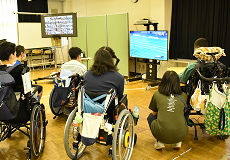 テレビ観戦・オンライン交流の様子